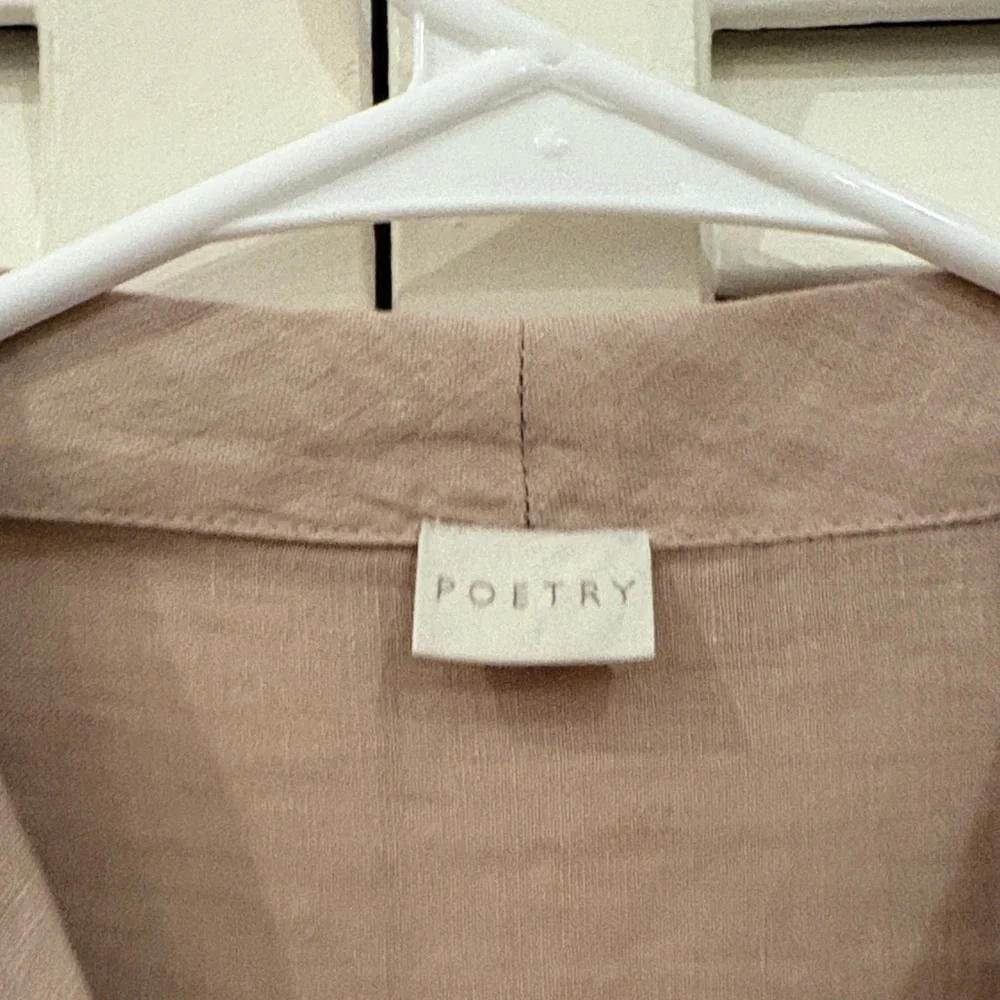 Women's Poetry Linen Button-Up Blouse - Picture 2 of 11